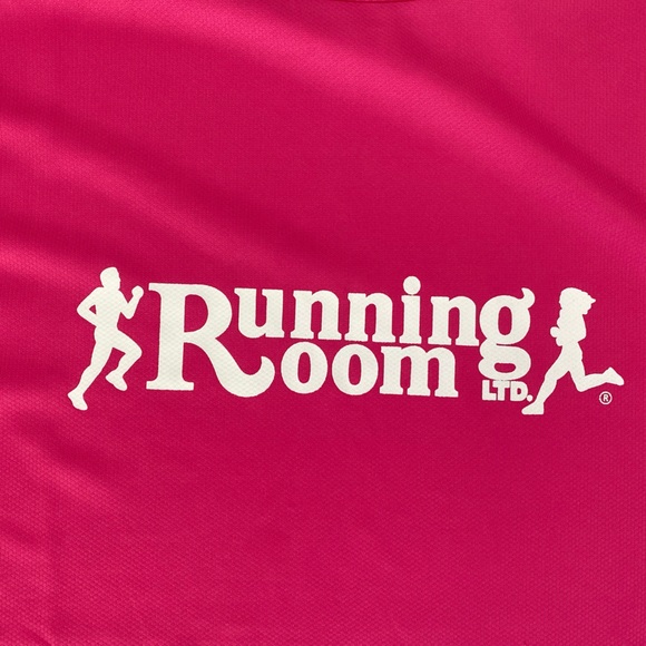 RUNNING ROOM/ RUNNING TEE 🏃♀️ - Picture 4 of 7